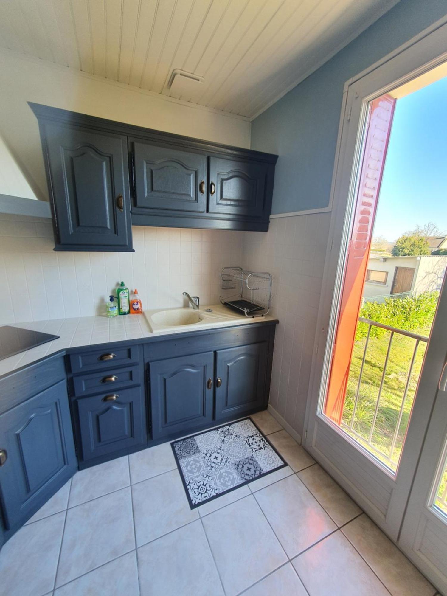 Logement Cosy Au Coeur D'Oradour מראה חיצוני תמונה